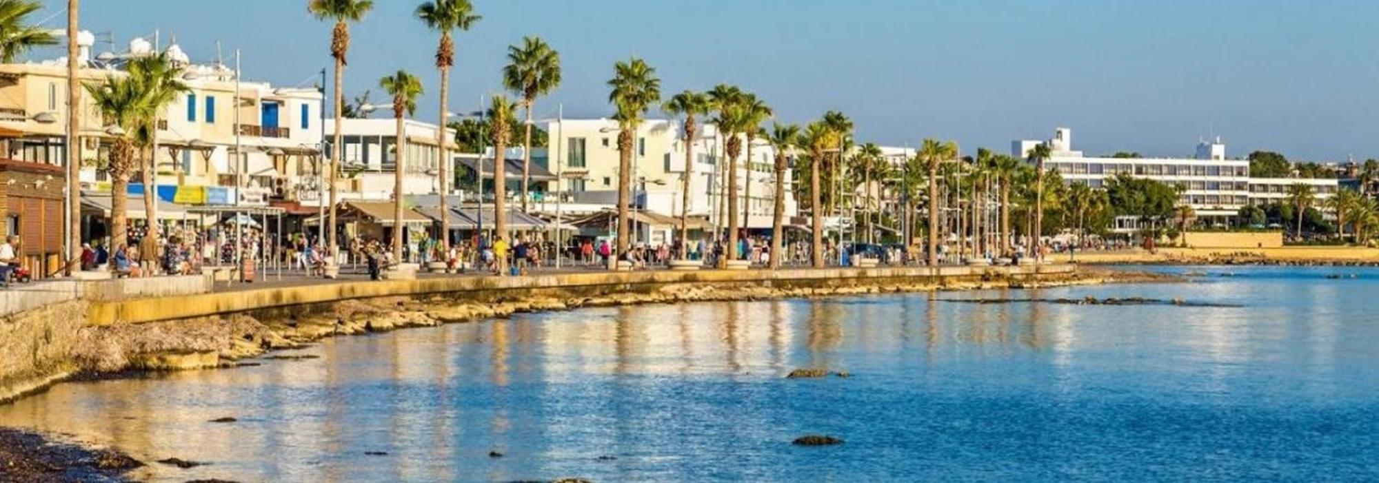 Poseidon 51 - Beachfront Two Bedroom Apartment Paphos Ngoại thất bức ảnh